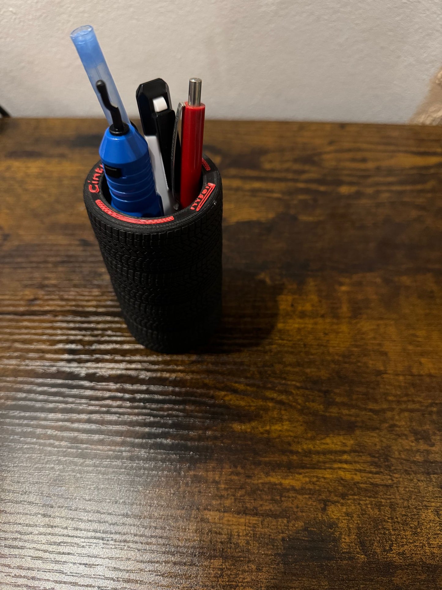 Formula 1 Pencil Holder – 4-Tire Design